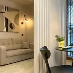 Apartamento Comfortable 1-room Close To The Center